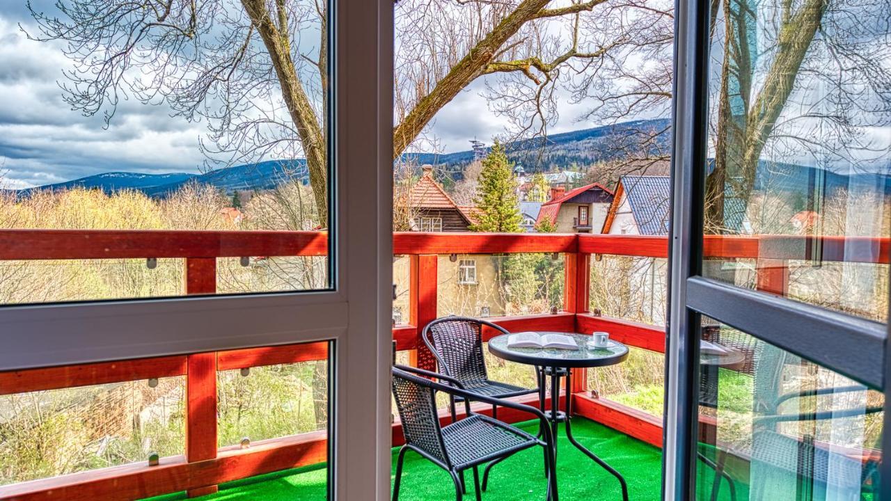 Apartamenty Holiday Mountain Residence By Royal Aparts Świeradów-Zdrój Εξωτερικό φωτογραφία