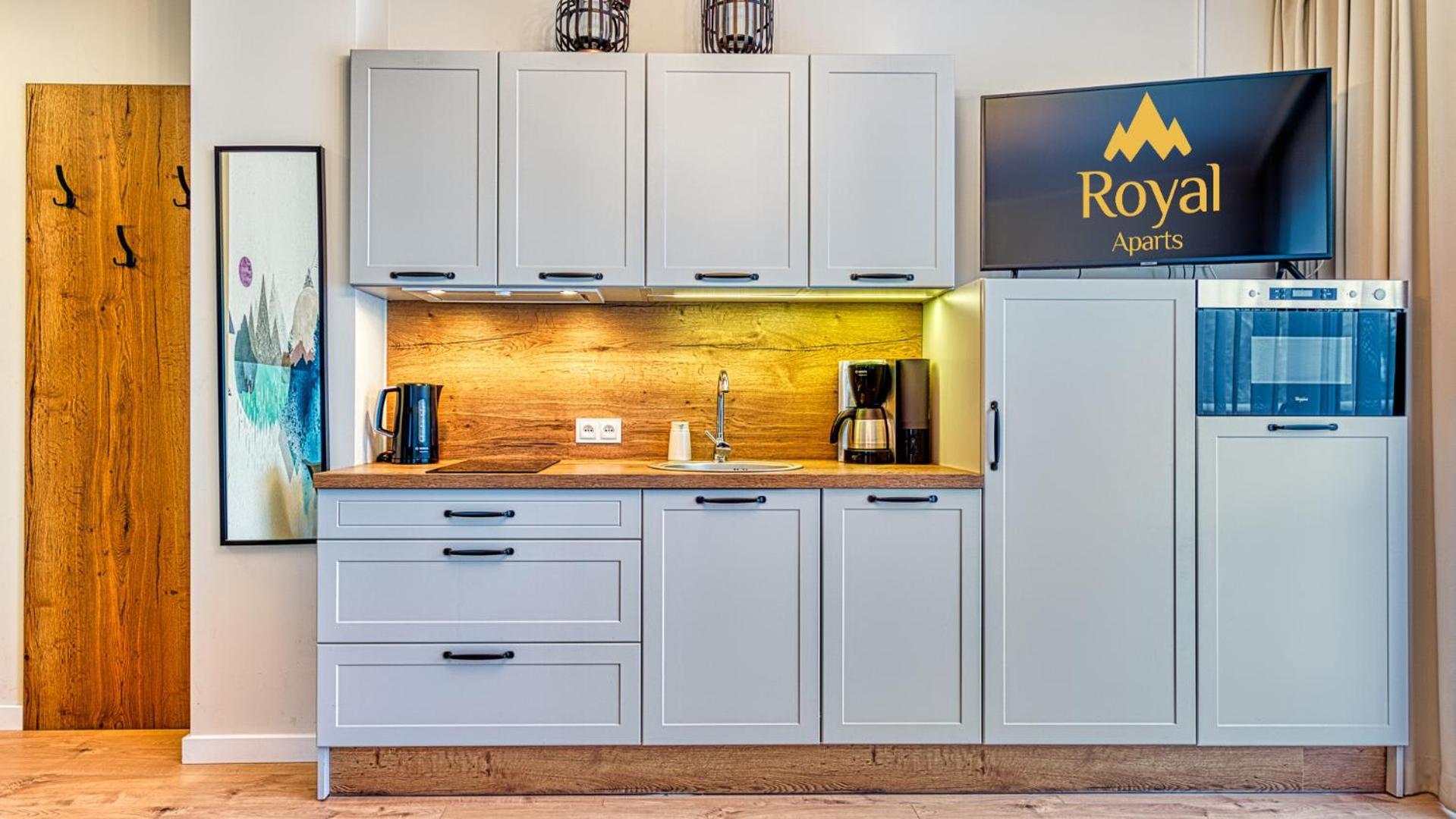 Apartamenty Holiday Mountain Residence By Royal Aparts Świeradów-Zdrój Δωμάτιο φωτογραφία